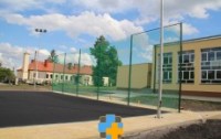 Siatka - ochrona boiska szkolnego, hali i sali